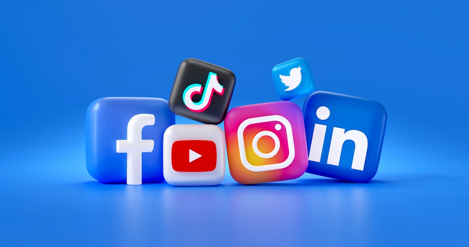 social media icons stack together
